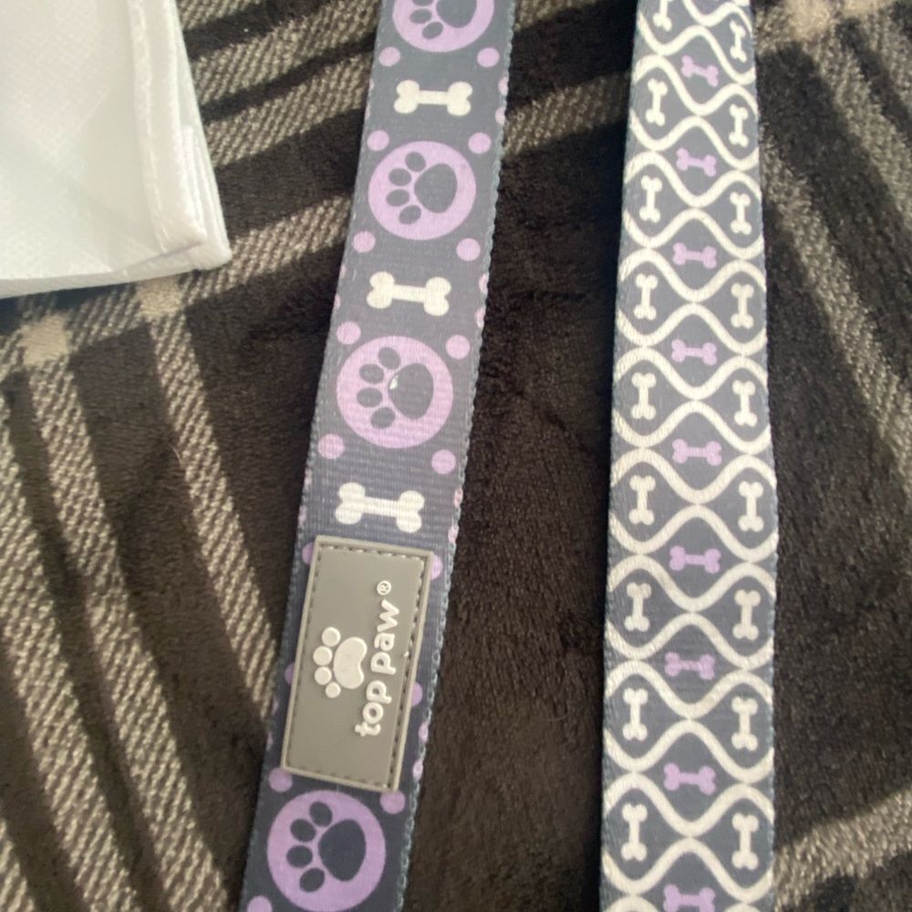 Purple patterned dog leash - Picture 2 of 4